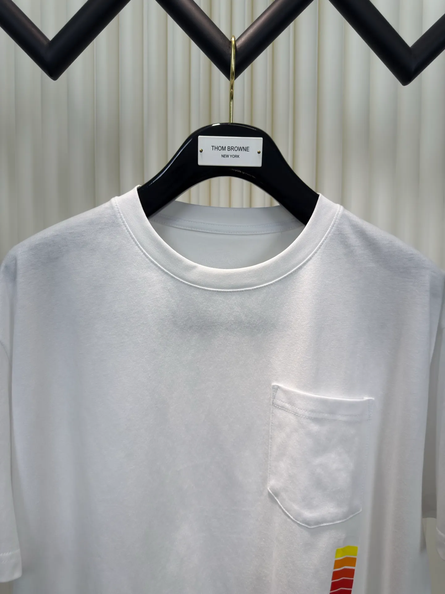 P240 Chrome Hearts Energy Bar Short Sleeves Authentic Open Edition - Physical Counter - Top Luxury Quality 🆚 Instant sale of all editions on the market Fabric is made of 26 weave 200g cotton material Printing is ink printing Customized accessories Size S M L
